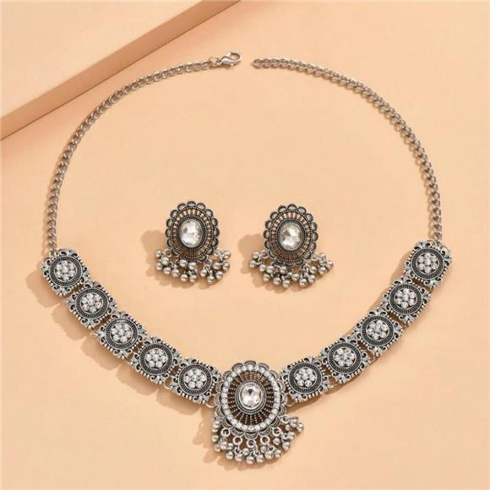 Vintage Austrian Crystal Kundan Necklace Earrings Jewelry Set for Women - Picture 5 of 6